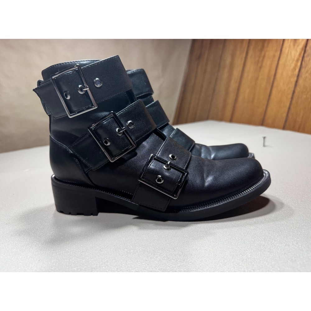 NWOT Blondo B7117 001 Black Leather Waterproof Moto Buckle Ankle Boots Womens 7M